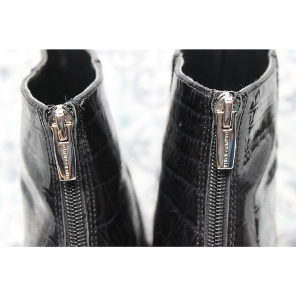 Vince Camuto Benedie Crocodile Booties Size 9M - Picture 6 of 10